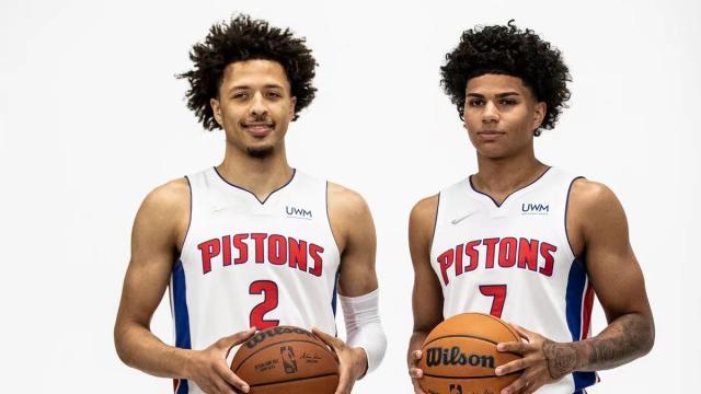 开云体育下载网址-【体坛篮球秀】篮圈春晚&amp;咻咻咻前瞻并机播出