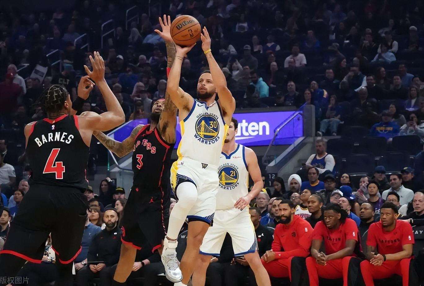 开云体育下载-库明加复出惊艳！勇士惨遭双杀，库里低迷16中6，格林又拖后腿