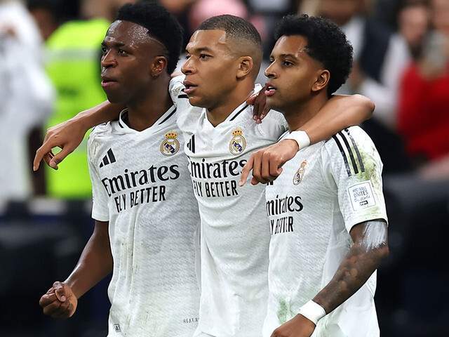 开云体育下载入口-凌晨4点皇马出战：赢球将暂时登顶 3巨头合体 姆巴佩冲20球